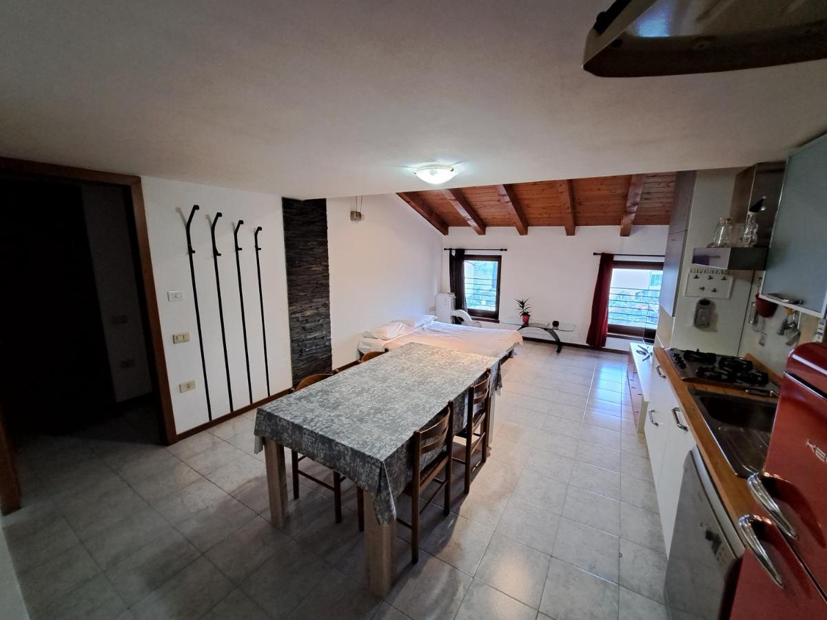 Casa Vacanze S.Tomaso Рива-дель-Гарда Экстерьер фото